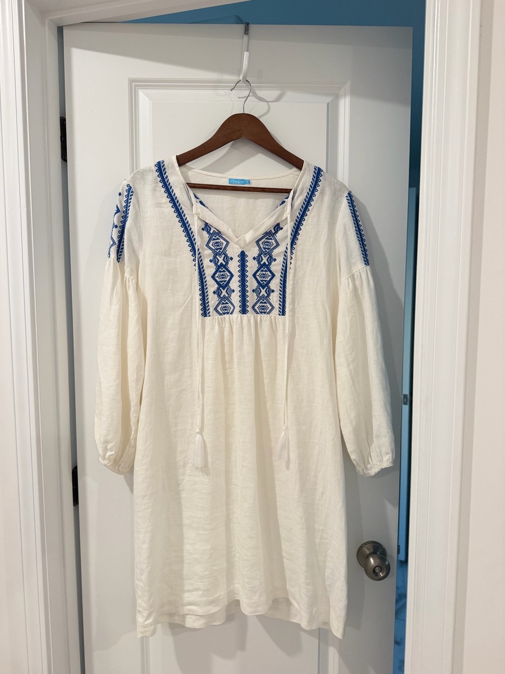 J. McLaughlin White Tunic Dress with Blue Embroidery